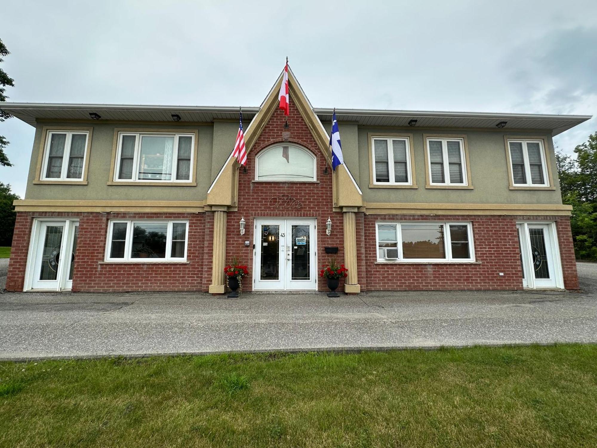 Motel Le Refuge Sherbrooke Exteriér fotografie